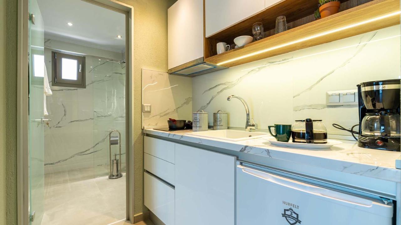 Estelle Family Luxury Apartments & Suites Γερακινή Εξωτερικό φωτογραφία